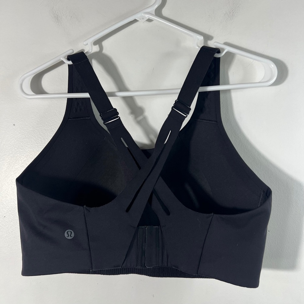Lululemon Run Times Bra Black High Support Sports Bra 36DD Adjustable Straps
